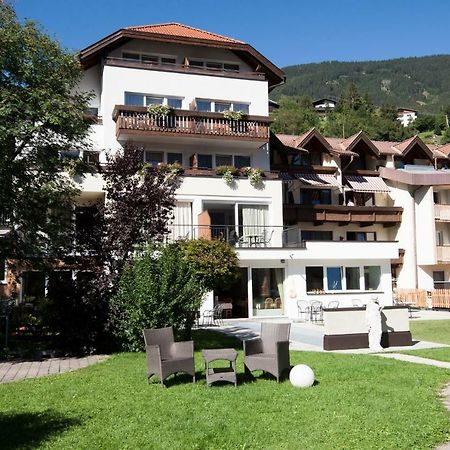 וונס Familienhotel Alpina All Inklusive מראה חיצוני תמונה
